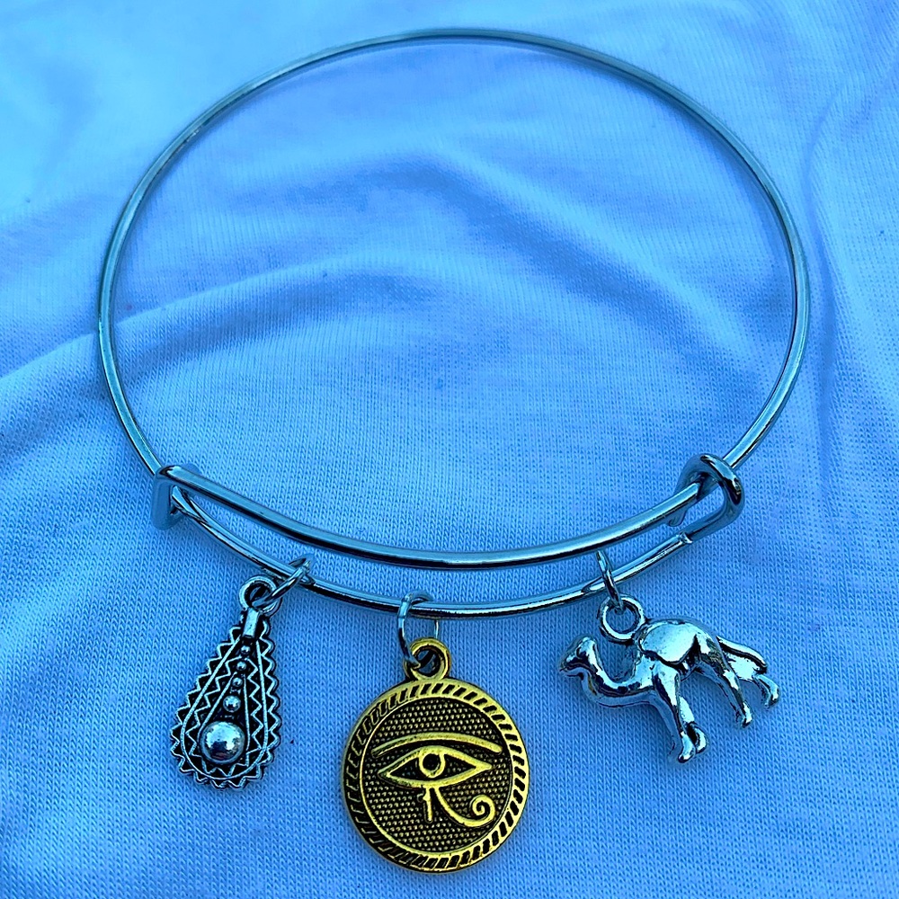 Brand New! Handmade! Adjustable Charm Bangle Bracelet!
